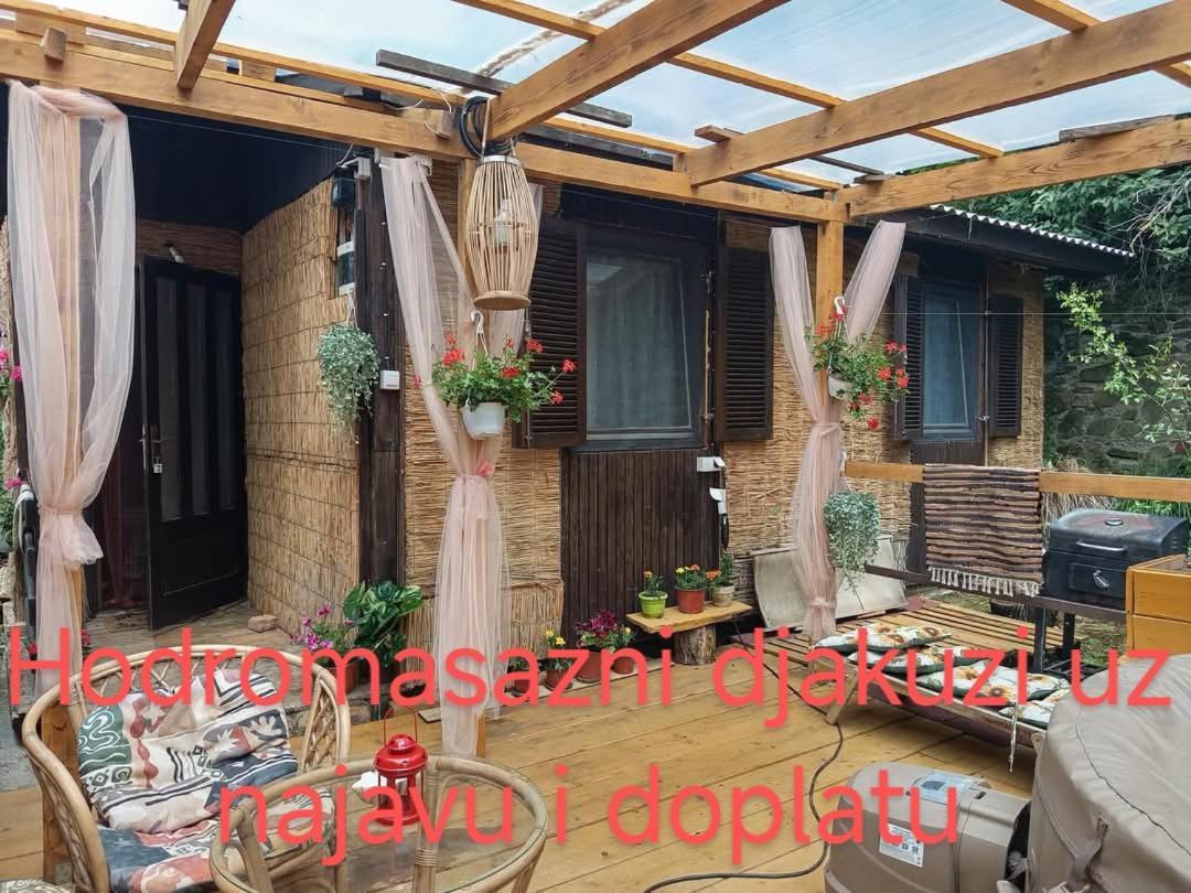 Apartmán Kucica Za Odmor Lena I Matija Sremski Karlovci Exteriér fotografie